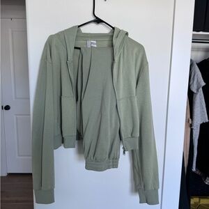 Women’s Green Zip-Up Hoodie and Joggers Set